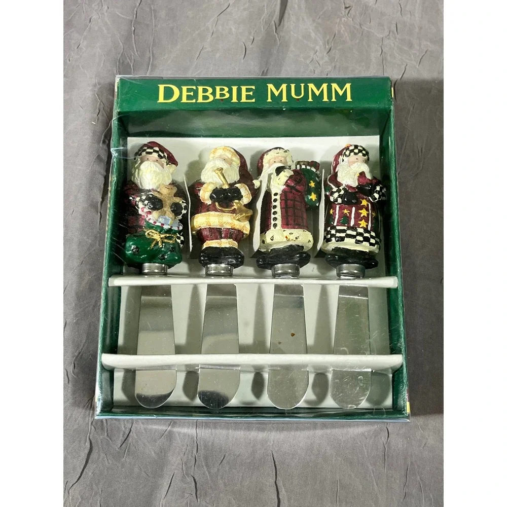 VTG Debbie Mumm 99' Magic‎ of Santa Spreaders Set of 4 Christmas Cheese Knives